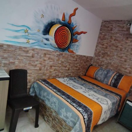 San Andres Vive Paradise Habitaciones Con Bano Privado A 80Mts De La Playa Principal Exteriér fotografie